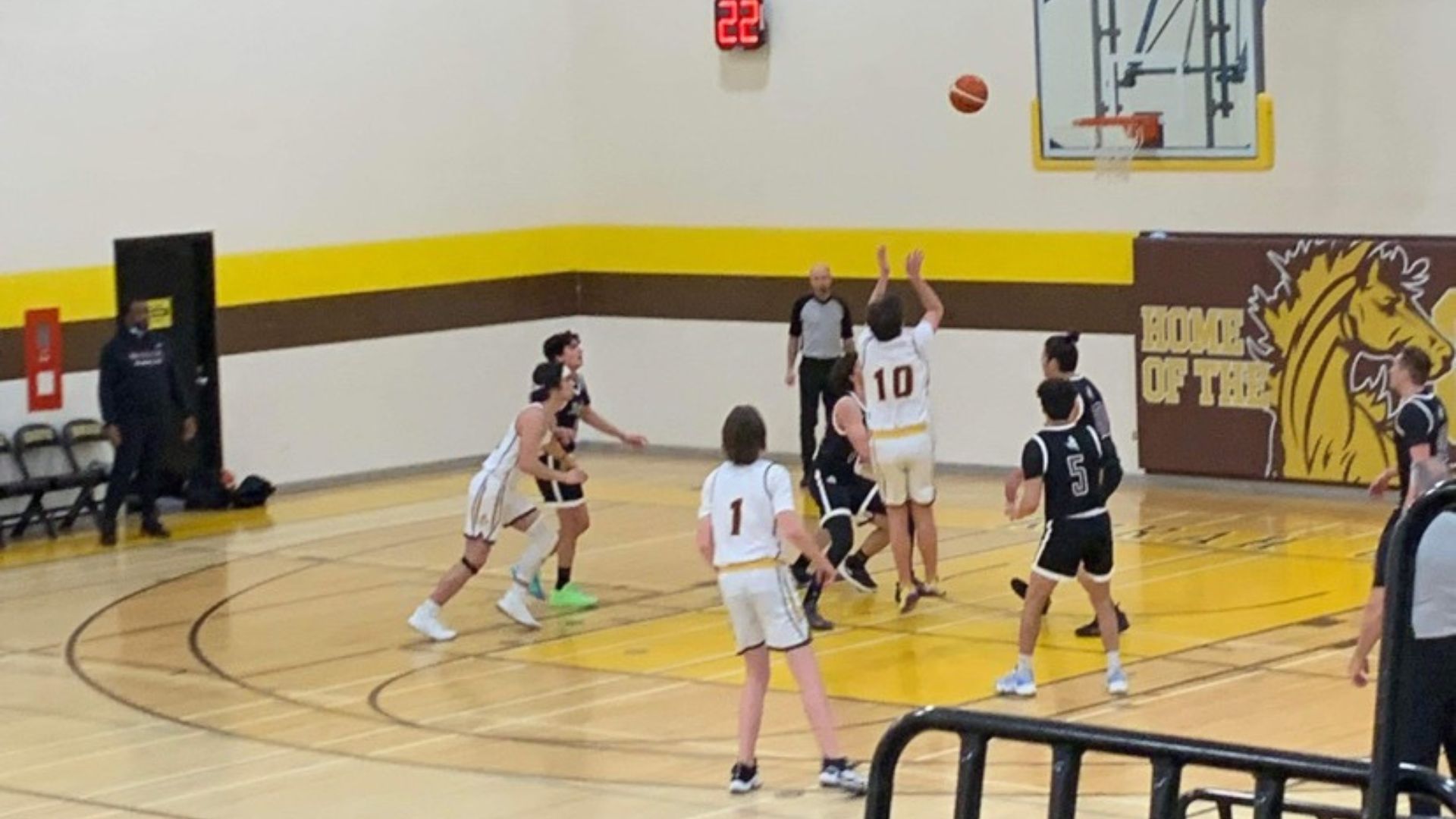 Korah’s Jacob Brown Leads Senior Colts to Win with 14 Points