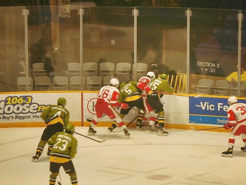 Greyhounds Drop One to Open Weekend in North Bay to the Battalion