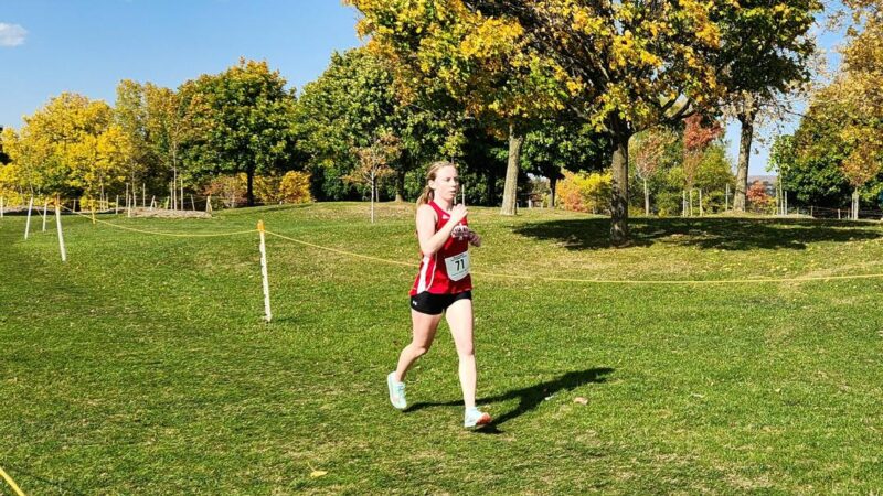 Thunderbird Rookies Gabriel Martynuck and Avery Cooper Compete at First OUA Cross Country Event for 2022