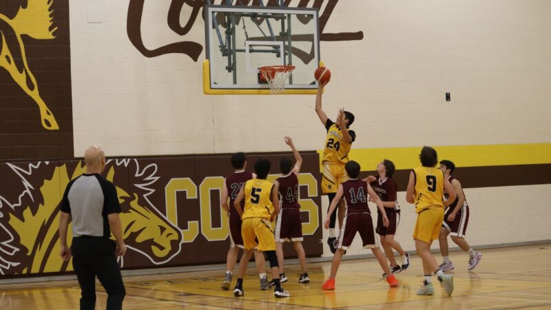 Strawbridge Lead Colts with 27 Points in Win Over the Knights in High School Action