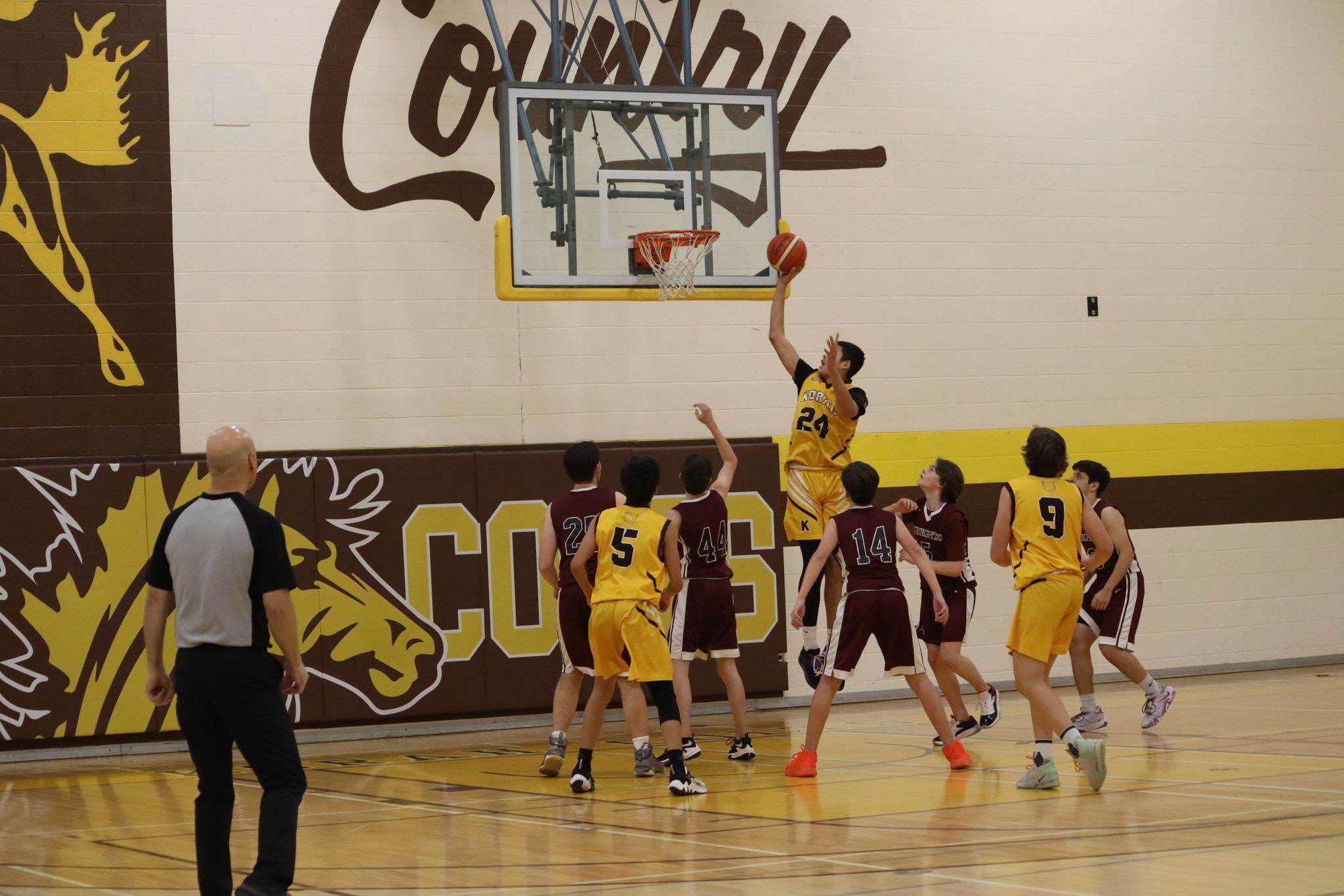 Strawbridge Lead Colts with 27 Points in Win Over the Knights in High School Action