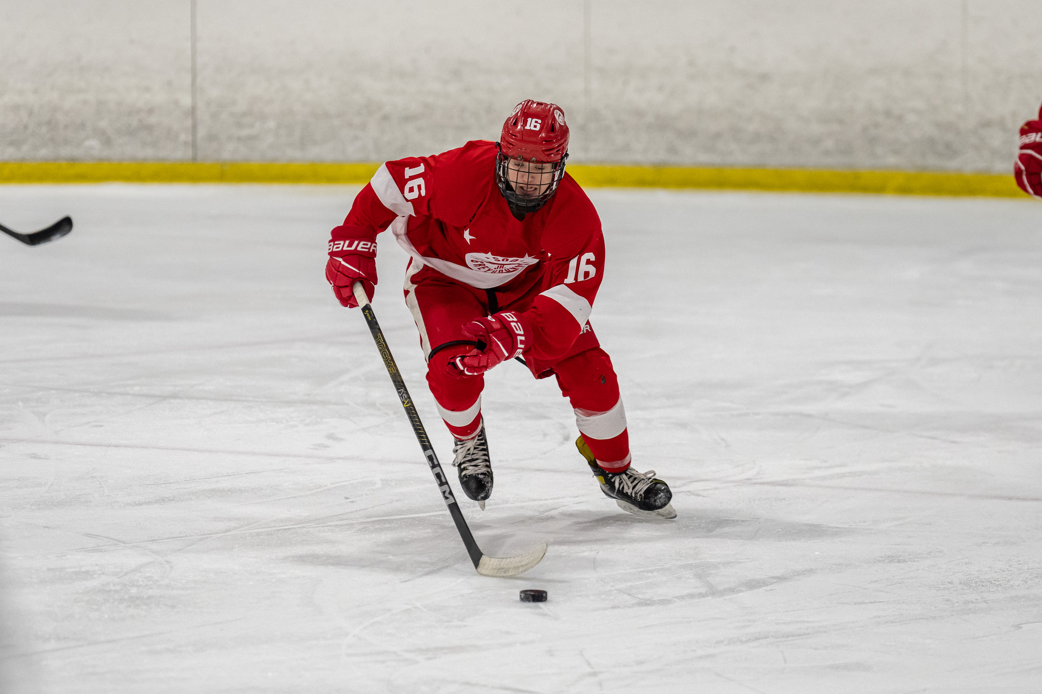 McAuley and Maguire Lead the Soo U18AAA Greyhounds Past Trappers at Home