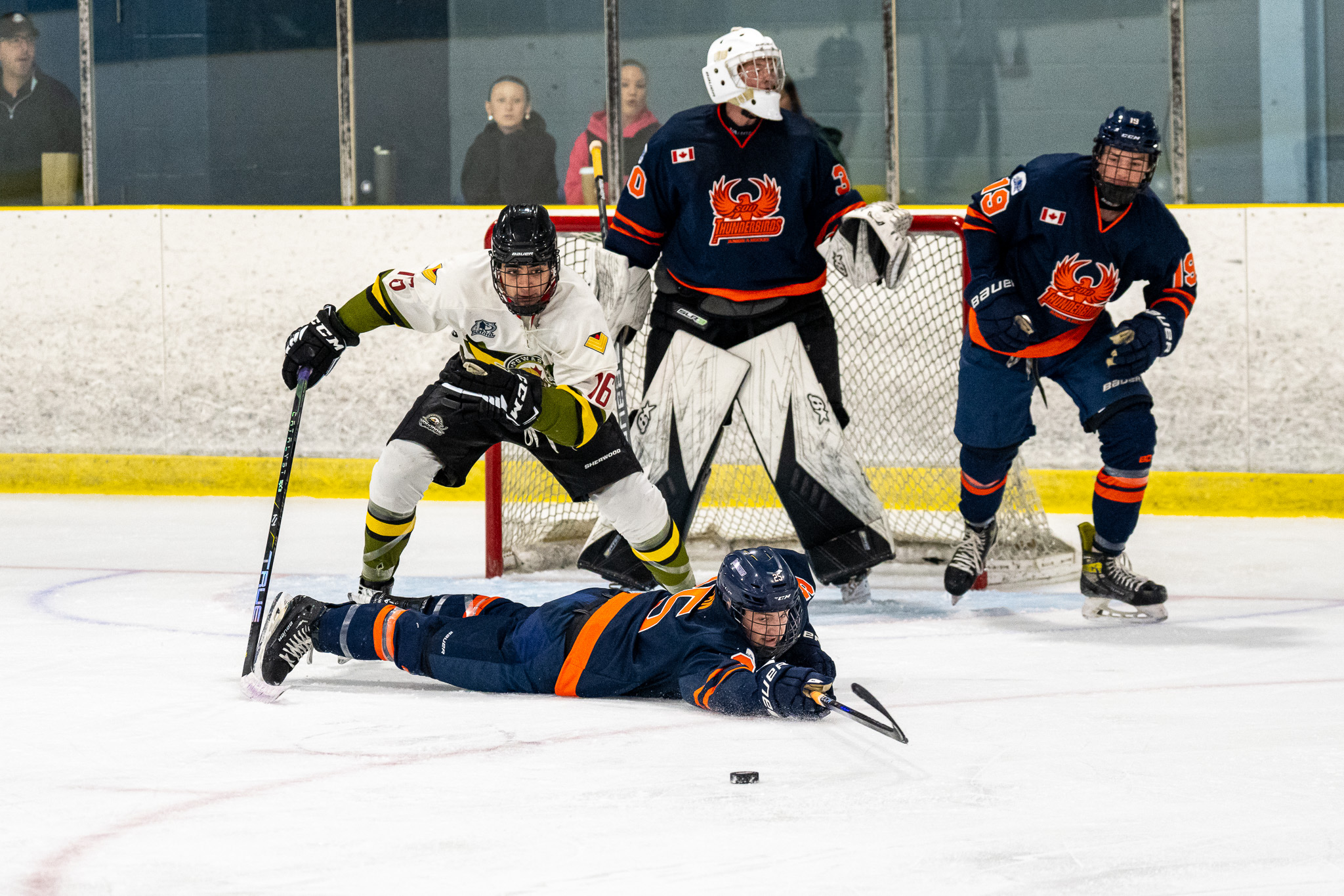 Thunderbirds Fall to the Voodoos in Sault Ste Marie in a Shootout