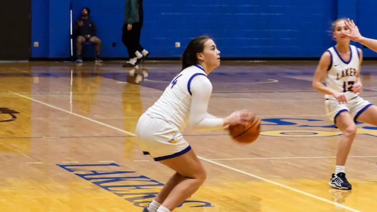 Laker Women’s Basketball Falls to SVSU at LSSU