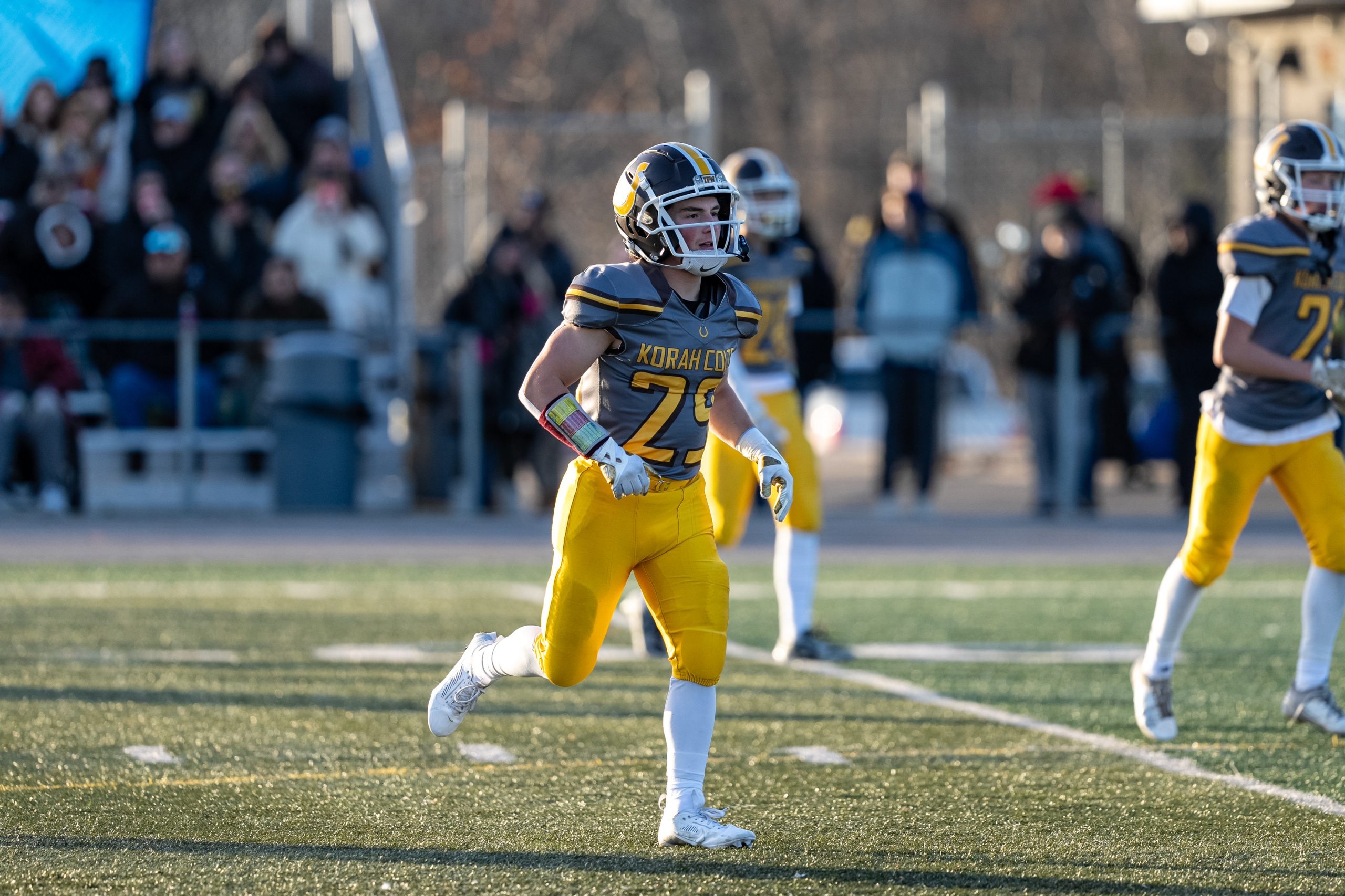 Melchiorre Leads Colts Past Knights in Senior Football Action