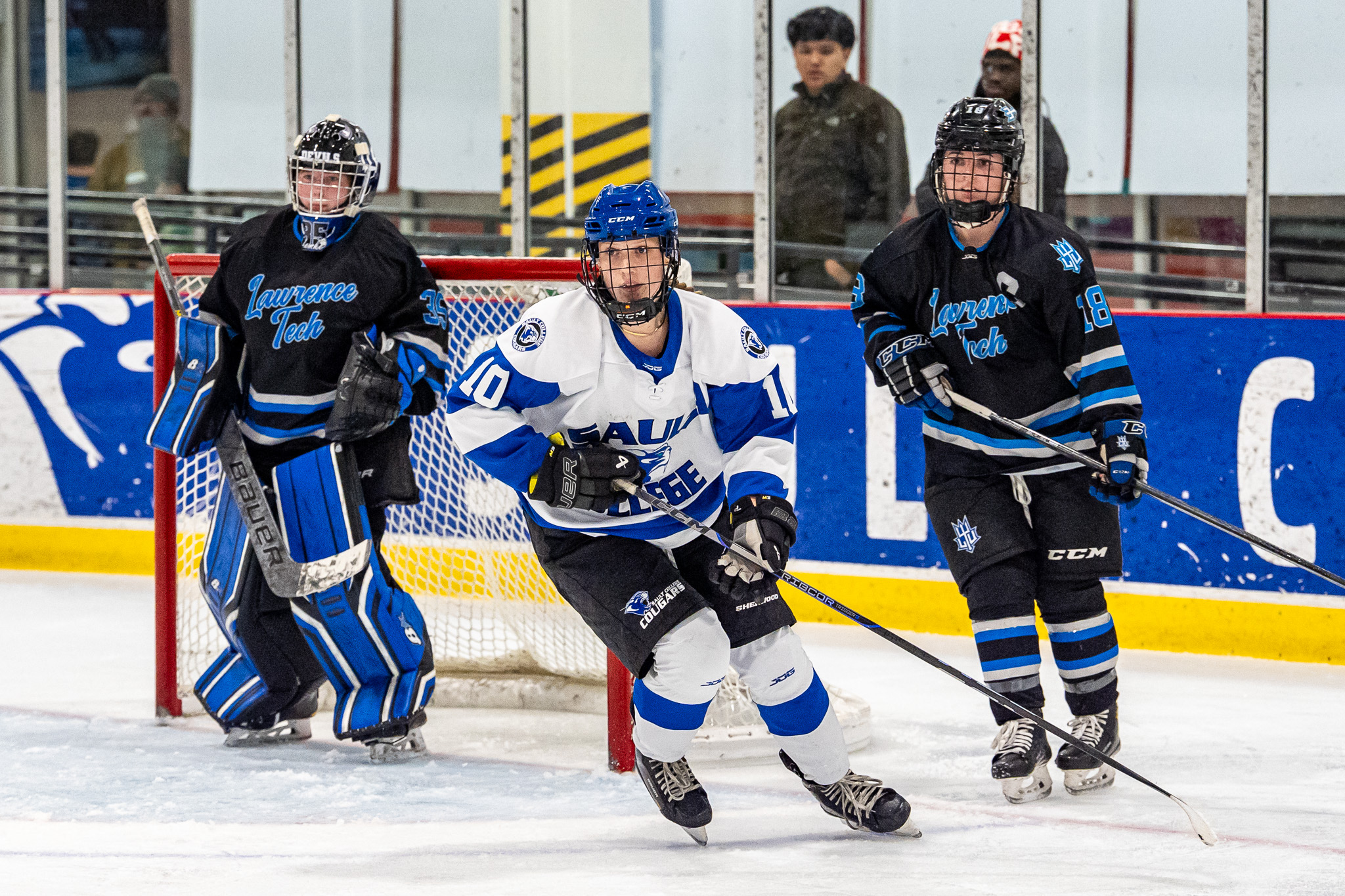 Cougars Sweep Lawrence Tech with Explosive Offence in Weekend Series