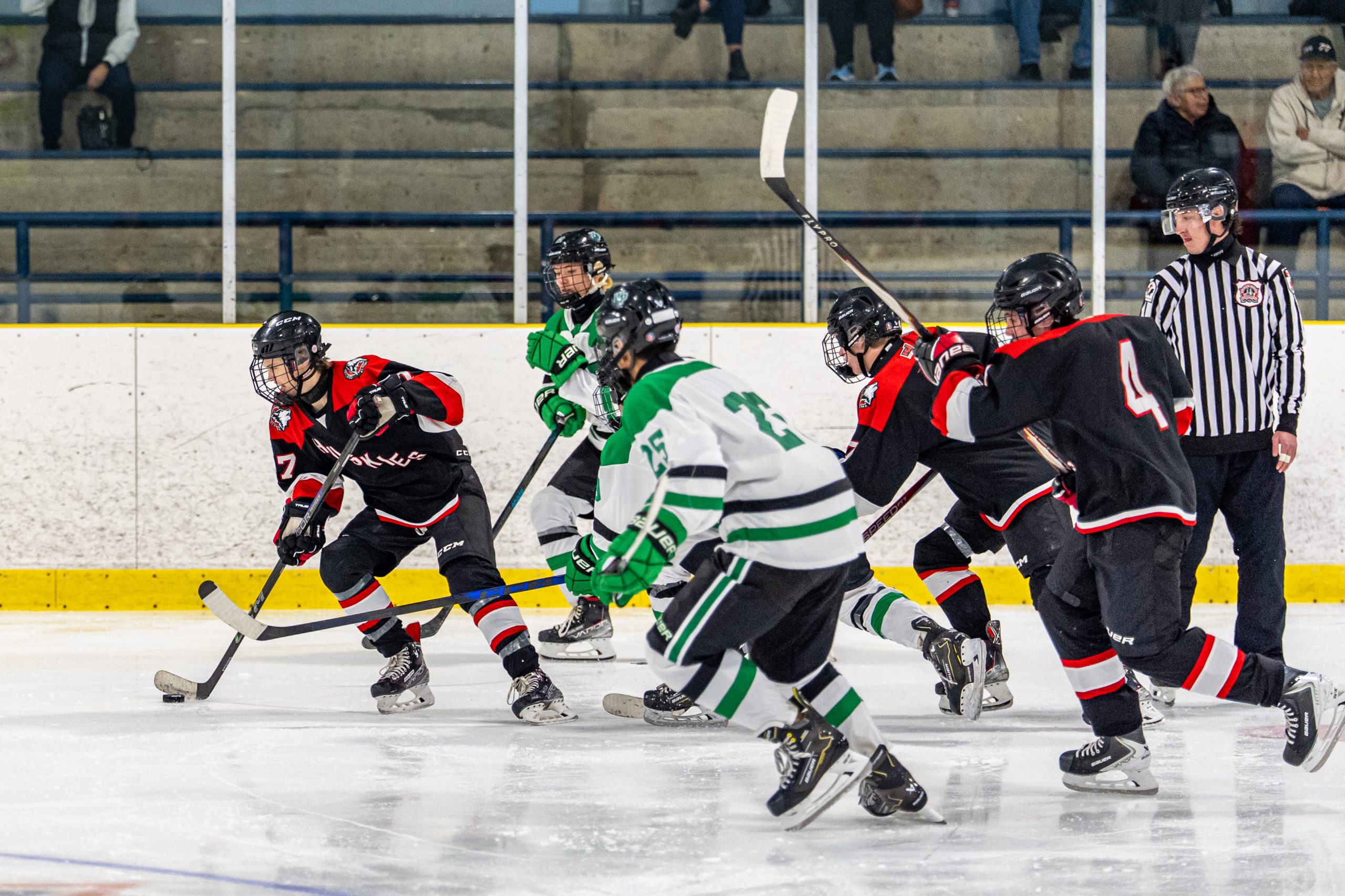 Huskies Defeat Wolverines in Winner-Take-All Clash to Advance to Semi-Finals